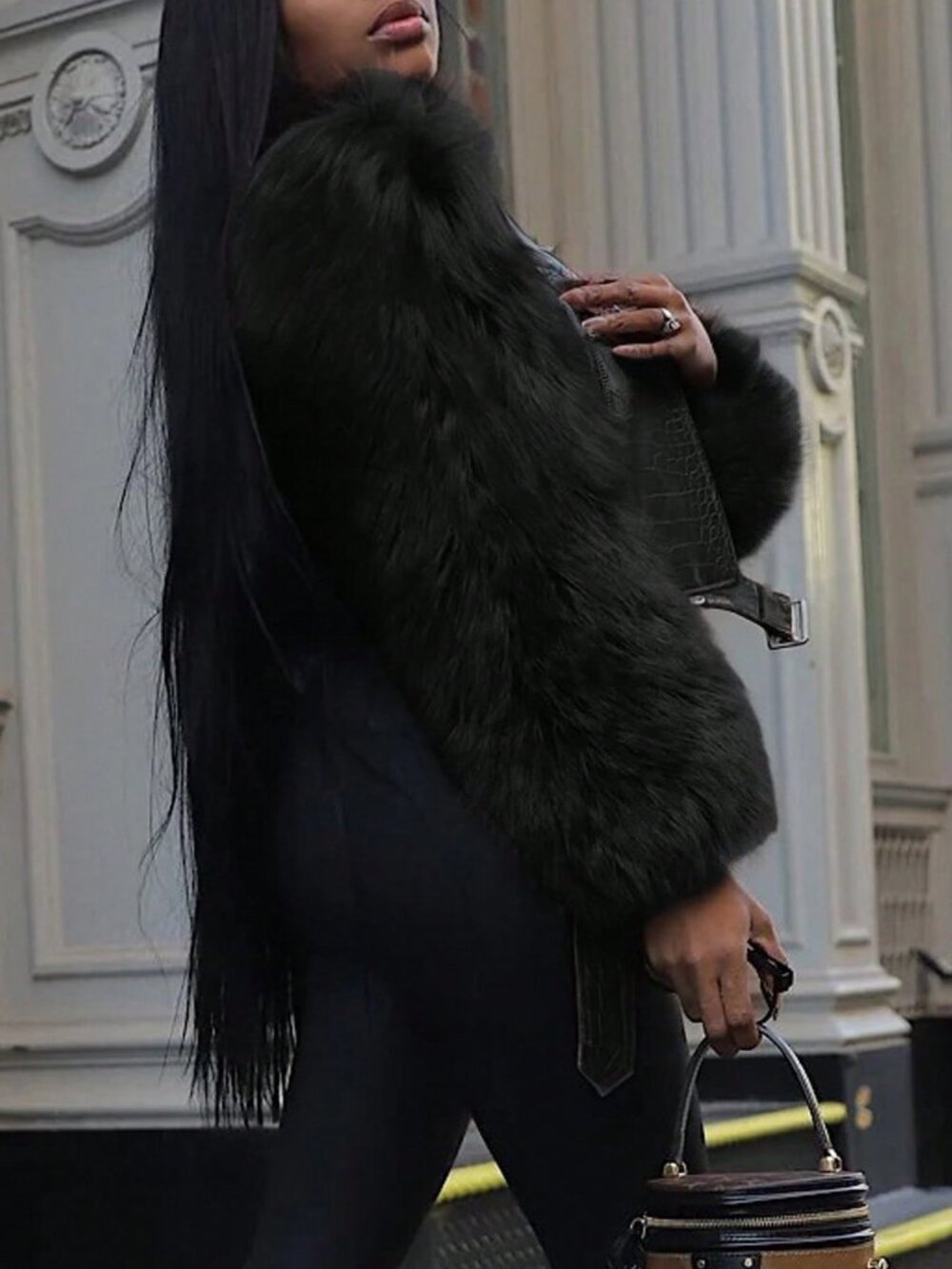 Black Casual Women's Patchwork Faux Fur Jacket - Picture 3 of 6